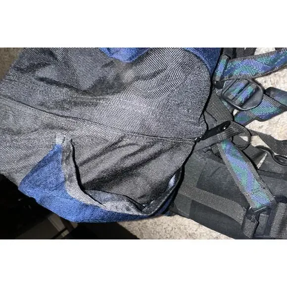 Jansport Rare NWOT Vintage Hiking Backpack USA 26 X 16.5 Padded Back Frameless - Picture 7 of 12